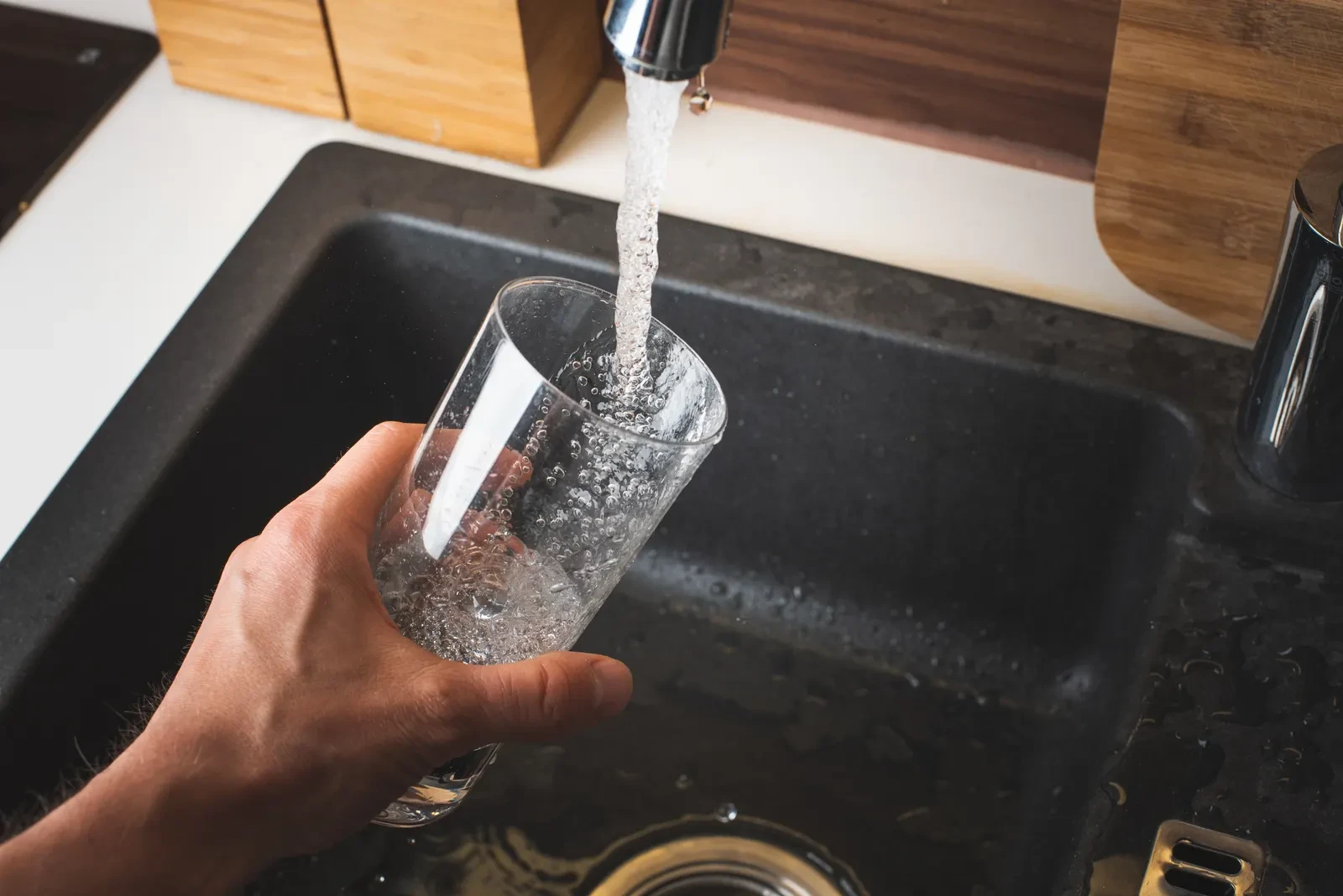 ¿Puedo beber el agua de la llave en México? La respuesta que nadie te da completa